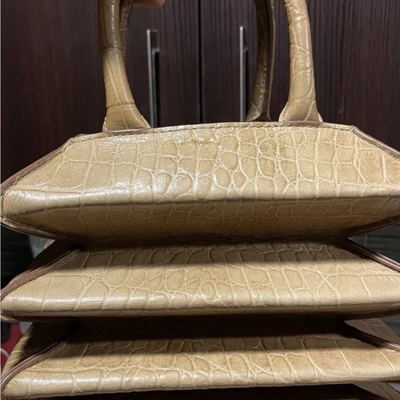 Staud Hutton Tan Crocodile-Embossed Handbag - Picture 5 of 7